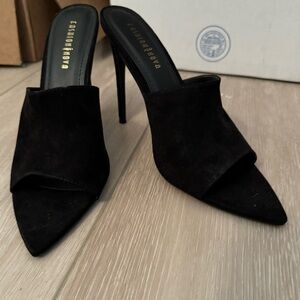 Fashion Nova Black Stiletto Mules